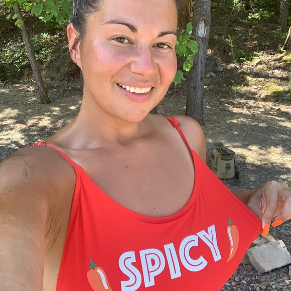 Meet your Posher, Laura - Picture 2 of 8